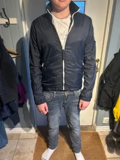Abercrombie & Fitch vårjacka