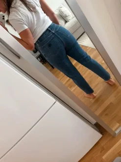 Abrand Jeans