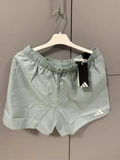 Adidas swimshorts gröna i storlek M