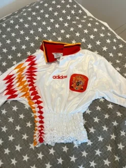 Adidas top