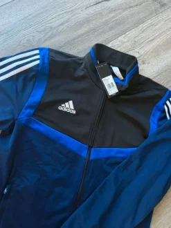Adidas träningsjacka, storlek M