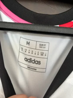 Adidas T-shirt