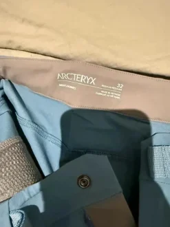 Arc’teryx vandringsbyxor (32) herr helt nya