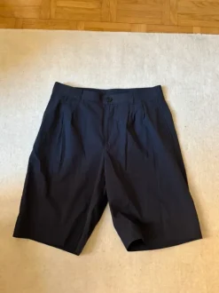 Arket shorts storlek 50