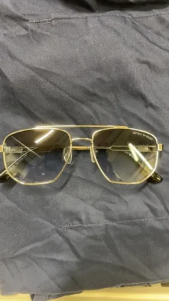 Armani glasögon