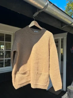 Auralee wool felt yarn knit po sweater