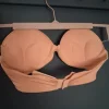 Axelbandslös bh med push up effekt från H&M strl 75B