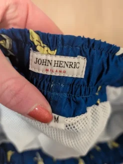 Badbyxor Herr Medium John Henric