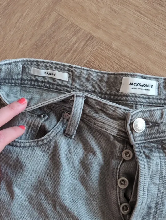 Baggy shorts
