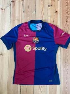 Barcelona 24/25 hjemmebane