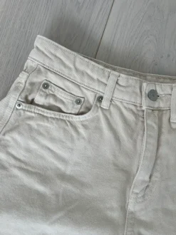 Beiga shorts