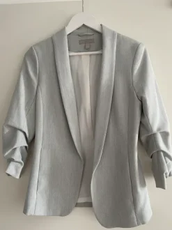 Beige H&M blazer