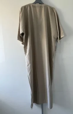 Beige marrokansk kjole