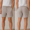 Beige shorts med struktur – Lager 157 – storlek S
