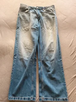 Bershka Jeans Relaxed Fit