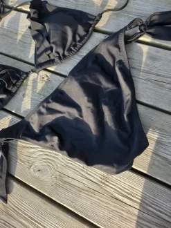 Bikini Panos