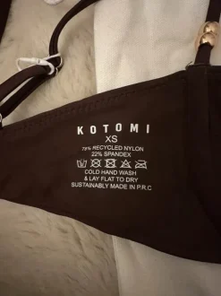 Bikiniöverdel från Kotomi