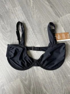 Bikiniöverdel NAKD
