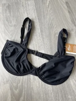 Bikiniöverdel NAKD