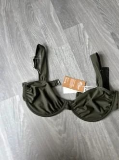 Bikiniöverdel NAKD