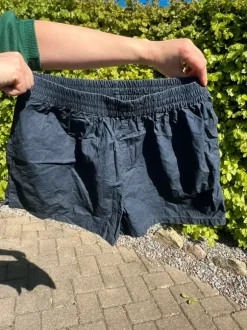 Blå shorts