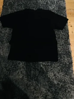 Black suprem3 t-shirt