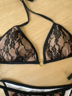 Blonde bikini
