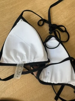 Blonde bikini