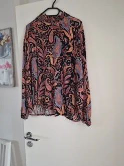 Blus..