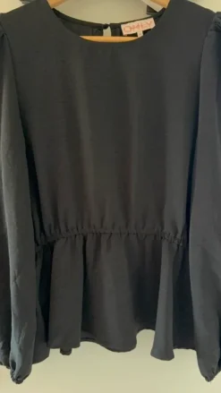 Blus från Only storlek medium jättefint skick