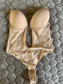 Body / bh