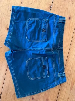 Boomerang shorts strl 40