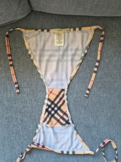 Burberry bikini ×underdel M