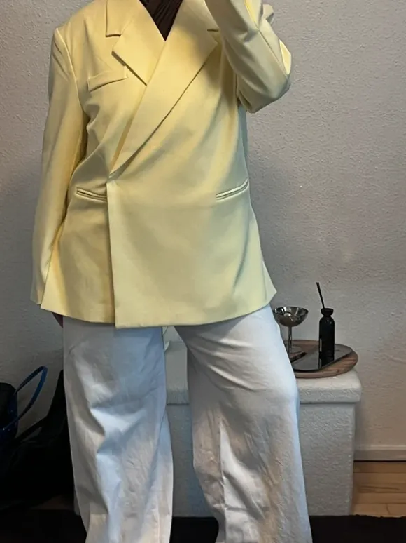 Butter yellow blazer