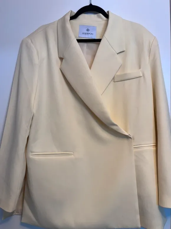 Butter yellow blazer