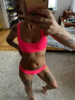 Calzedonia neonowe różowe bikini karczoch materiał gumowany xs