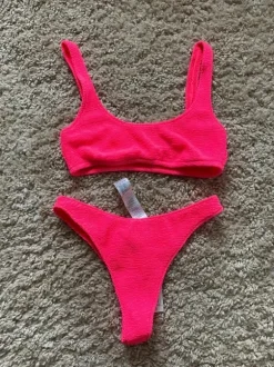 Calzedonia neonowe różowe bikini karczoch materiał gumowany xs