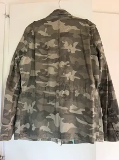 Camojacka herr stl L/XL – fint skick