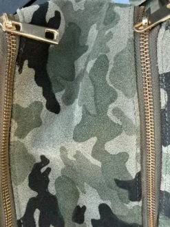 Camouflage taske i ruskind