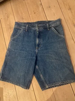 Carhartt shorts dame str. 30