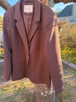 Chokoladebrun blazer fra Kaffe str 44