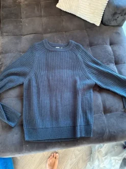 Collusion knit
