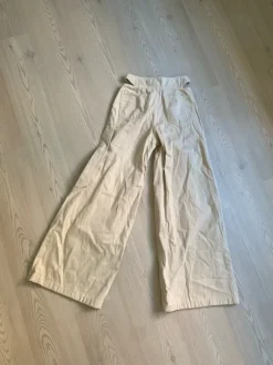 Cool jeans