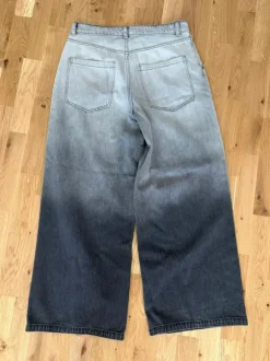 coola baggy jeans