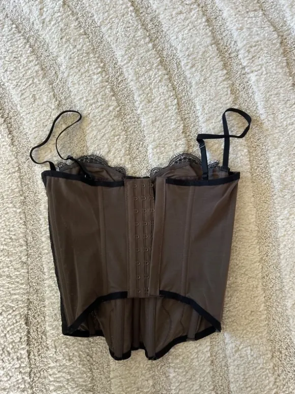 Corset från urban outfitters