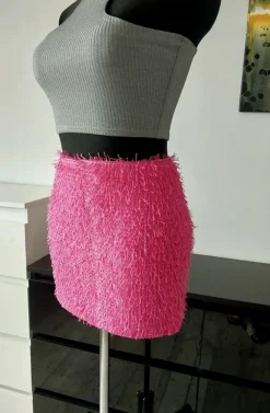 Cukierkowa spódnica mini shaggy z frędzlami, połysk Y2K PrettyLittleThing 38