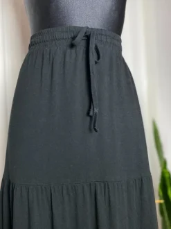 Czarna spódnica maxi basic minimal Pieces M wiskoza soft flowy