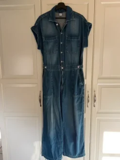 Denim dragt