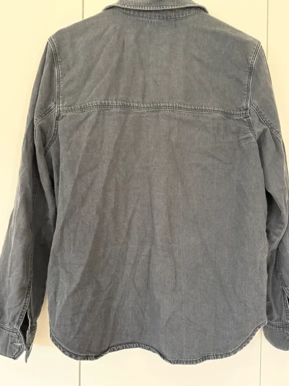 Denimskjorta Carin Wester storlek 42.
