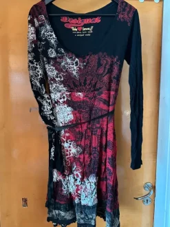 Desigual mekko